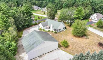 184 Windsor Dr, Auburn, NH 03032