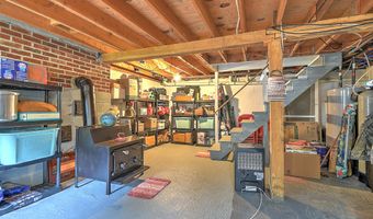 24483 Cave Creek Rd, Abingdon, VA 24211