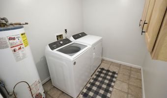 1295 WINTER Pl, Anniston, AL 36207