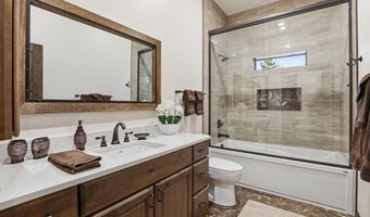 216 Mara Mdws, Athol, ID 83801