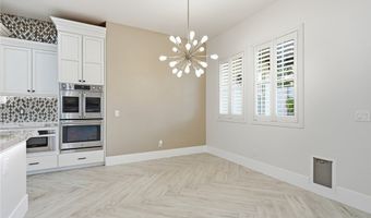 10820 Woodstream Ct, Las Vegas, NV 89135