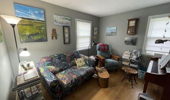11 Maple St, Brattleboro, VT 05350