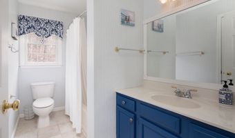 82 Valley Rd, Cornwall, CT 06796