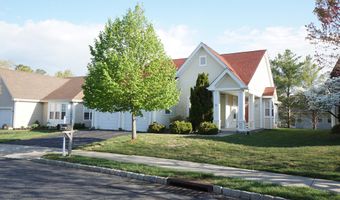 20 Turtle Crk 20, Barnegat, NJ 08005