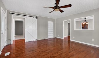 159 2nd Ave S, Algood, TN 38506