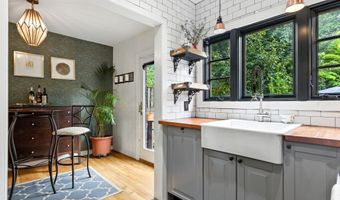 333 MOUNT VERNON Ave, Alexandria, VA 22301