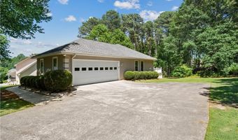 2098 Lakewood Cir, Grayson, GA 30017