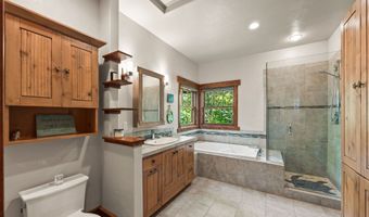 500 Wild Swan Trl, Bigfork, MT 59911
