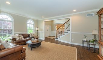 71 Canterbury Way, Bernards Twp., NJ 07920