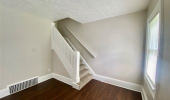 161 Walnut Ter 161, Akron, OH 44303