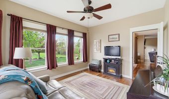 1402 S 7th St, Adel, IA 50003