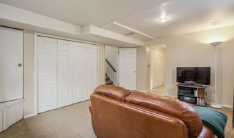 2388 Nixon Rd, Ann Arbor, MI 48105