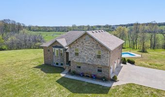 19529 Lawrence 2152, Aurora, MO 65605