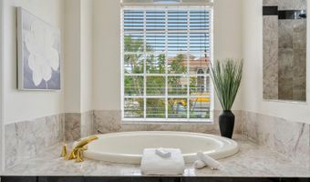 5909 ZAKI Ln, Apollo Beach, FL 33572
