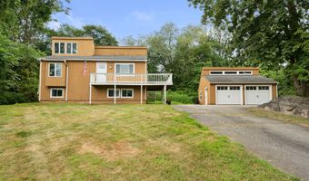 7 Tamarack Dr, Clinton, CT 06413