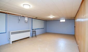 303 CHURCH St, Algoma, WI 54201