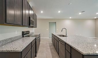 12899 FLORIDA Ave, Astatula, FL 34705