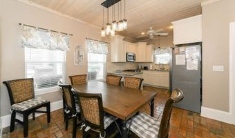 404 S Toulme St, Bay St. Louis, MS 39520