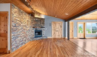 38 Lookout Rd, Asheville, NC 28804