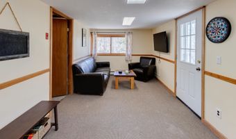 176 Reservoir Rd, Campton, NH 03223