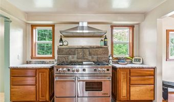 106 Shady Ln, Aliquippa, PA 15001