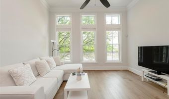 4094 Runyon Rd, Addison, TX 75001