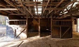 27 Arabian Way, Chester, NH 03036