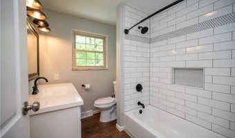 1768 Celeste Cir, Austintown, OH 44511
