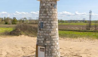 6562 Fillmore St, Allendale, MI 49401