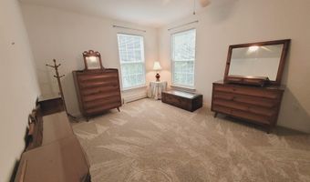 15 W Bolton Ave, Absecon, NJ 08201