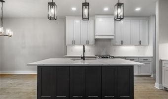 44 Cresswell Dr, Bella Vista, AR 72714