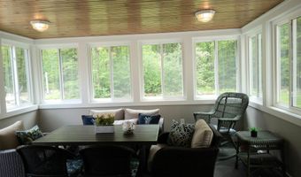 40 Lindahl Rd, Bedford, NH 03110