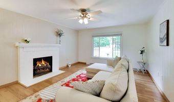 5125 KING DAVID Blvd, Annandale, VA 22003