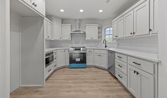 507 College Pl, Bentonville, AR 72712