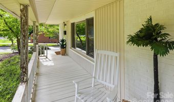 2736 Palm Ave, Charlotte, NC 28205