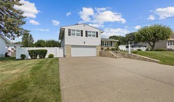 17 Belvedere St, Johnston, RI 02919