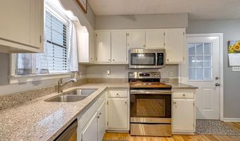 1606 Hemlock St, Bainbridge, GA 39817