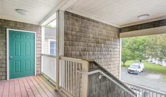 70 Turner St, Warwick, RI 02886
