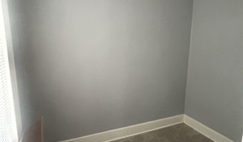 18 W 16TH St 2, Bayonne, NJ 07002