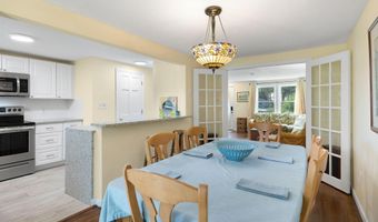 405 Village Dr, Bourne, MA 02532