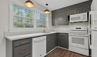 2100 W Main St, Bennettsville, SC 29512