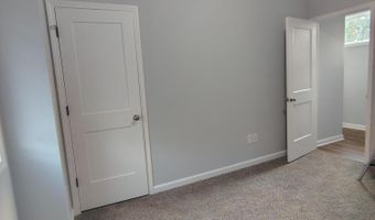 1061 Pinecrest Ave NW #B, Aiken, SC 29801