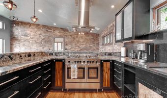 128 Leisure Mountain Rd, Asheville, NC 28804