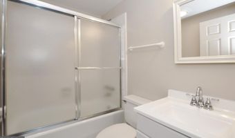 4847 SANGAMORE Rd 24, Bethesda, MD 20816