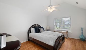 765 Falls Landing Ct, Alpharetta, GA 30022