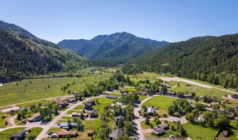 428 MEADOWS Dr, Alpine, WY 83128