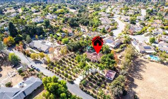 1272 Lorenzo Dr, Fallbrook, CA 92028