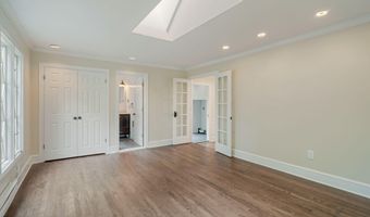 245 Borden Rd, Middletown, NJ 07748