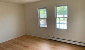 225 Admiral Ave, Beachwood, NJ 08722