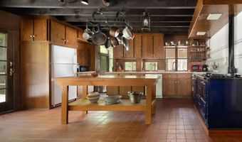 37 Lower Barrack Rd, Canaan, CT 06031